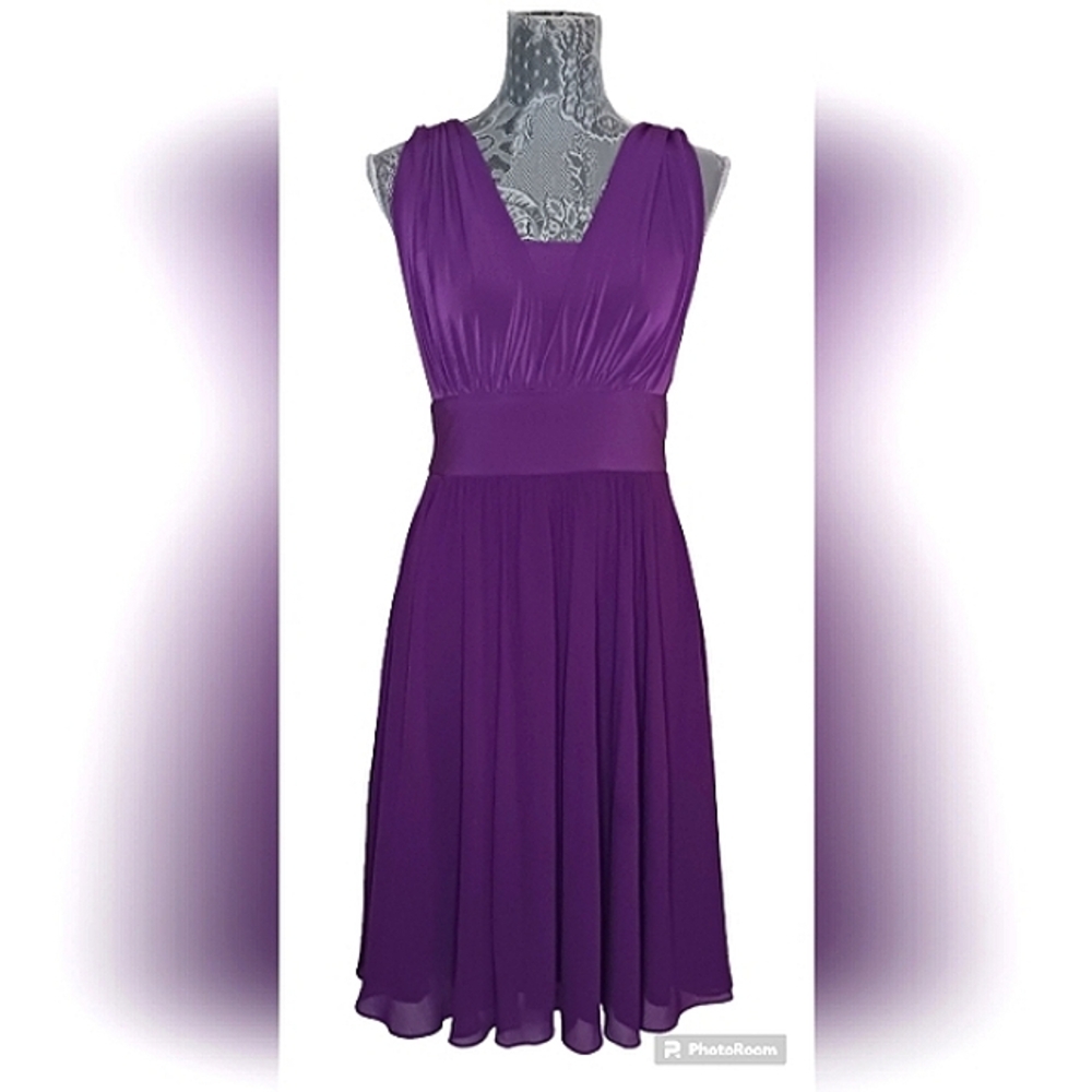 White House Black Market Genius Convertible Dress, Size 6